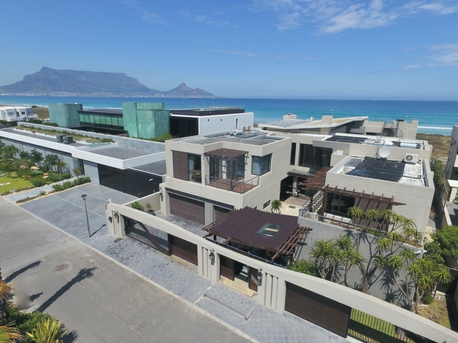 6 Bedroom Property for Sale in Sunset Beach Western Cape